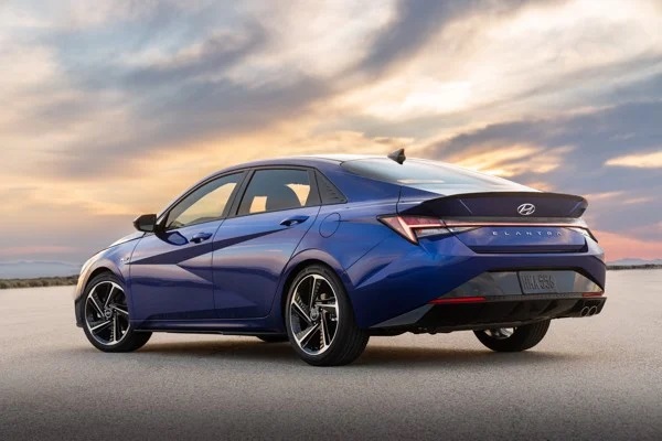 Thuê xe Hyundai elantra - Tự lái