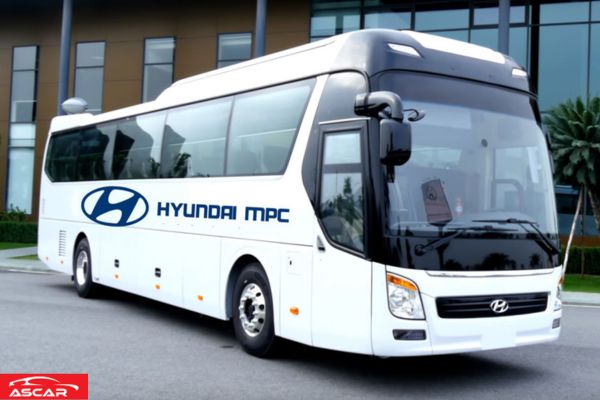 Xe 45 chỗ Hyundai Universe 2023