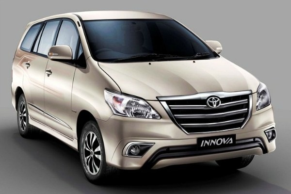Xe Toyota Innova